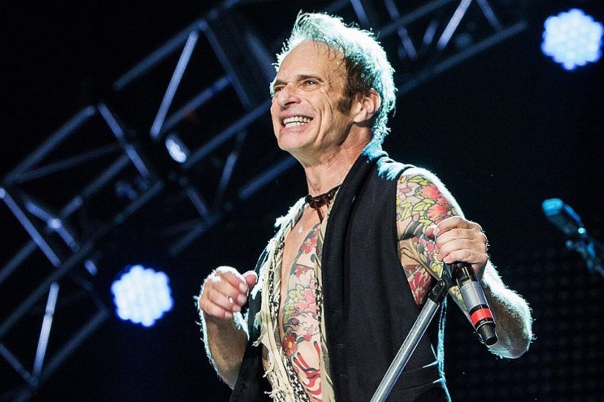 David Lee Roth lanza versión inédita del tema ‘Panama’ de